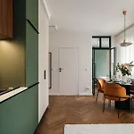 Botanic - Loftaffair * Krakau