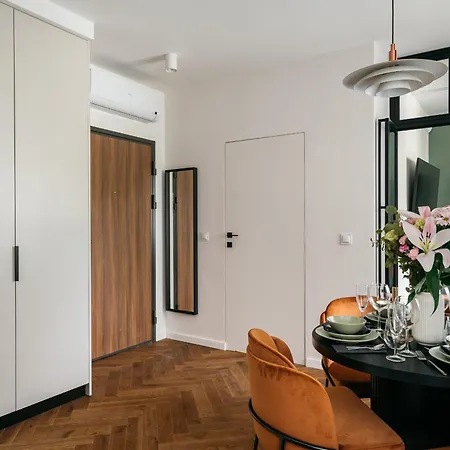 Botanic - Loftaffair Krakov