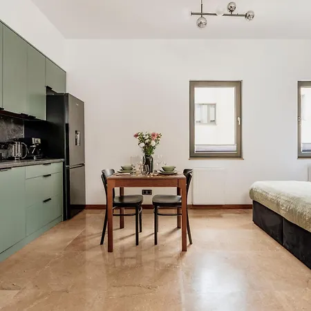 Botanic - Loftaffair * Krakov